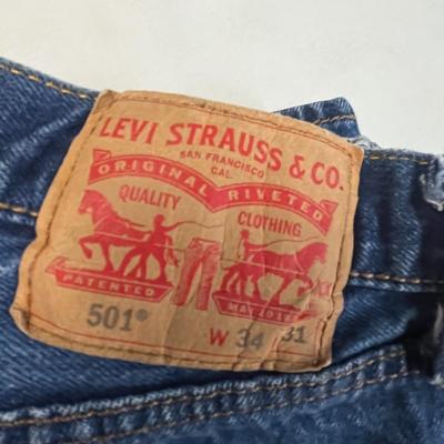 Levi Strauss & Co Bundle (Sizes 33/30, 33/30, 34/31, 33/31)
