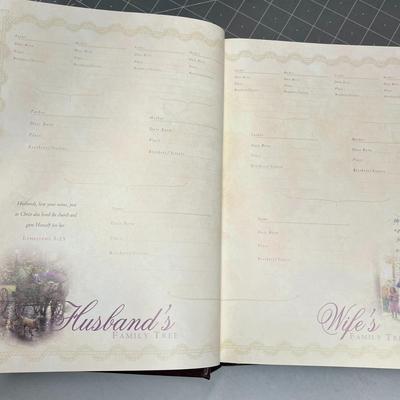 1982 Thomas Kinkade - Lighting the Way Home Family Bible -- Limited Edition 
