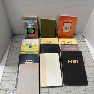 Book Bundle; Baha'u'llah and the New Era, The Prophet, What the Buddha, Tears and Laughter, The Voice of the Master, Gold Rum,...