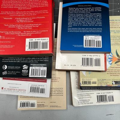 Book Bundle; The World's Greatest Short Stories, DH Lawrence Selected Short Stories, The Namesake, Ideas and Opinions, My Name is...