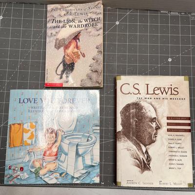 Book Bundle; The Lion, The Witch, and the Wardrobe, Love you Forever, CS Lewis The Man and His Message