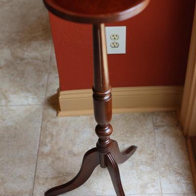 BOMBAY Company Wood Pedestal