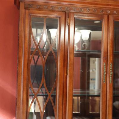 Elegant Italian Marble China Cabinet by Collezione Europa (Two Pieces-See Description)