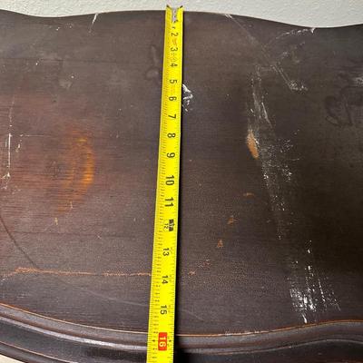 Beautiful Vintage Treadle Sewing Machine