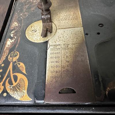 Beautiful Vintage Treadle Sewing Machine