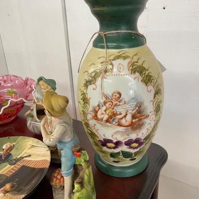 Porcelain Collectibles Lot
