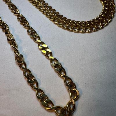 Huge Assortment of Gold Necklaces & Bracelets (P-RG)