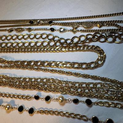 Huge Assortment of Gold Necklaces & Bracelets (P-RG)