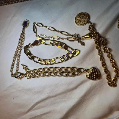Huge Assortment of Gold Necklaces & Bracelets (P-RG)