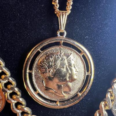 Huge Assortment of Gold Necklaces & Bracelets (P-RG)