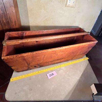Primitive handled box