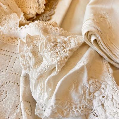 Big Lot Vintage Lace, Tatting Table Clolthes, Table Linens, Etc.
