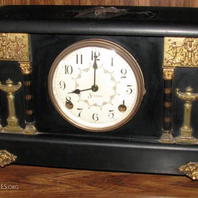 Sessions 8-day Mantle Clock