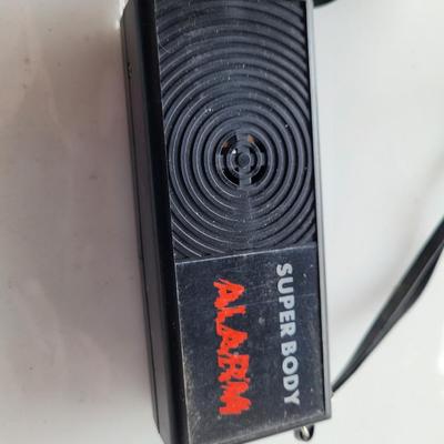 2 vintage superbody alarms.
