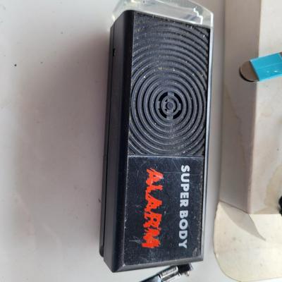 2 vintage superbody alarms.