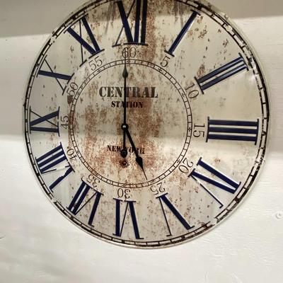 Farmhouse Home Decor and Clock Lot