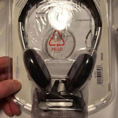 Two Presidian Portable CD Players (LR-JS)