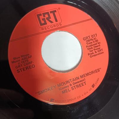 SIX 45 LP Records - Don Williams - Sylvia - Mel Street and more!