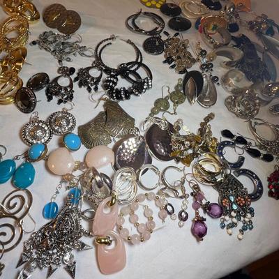 Mega Assortment of Fashion Earrings (P-RG)