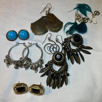 Mega Assortment of Fashion Earrings (P-RG)