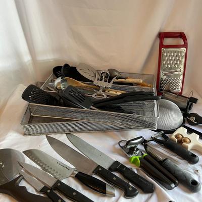 Kitchen Necessities and More (DR2-MK)