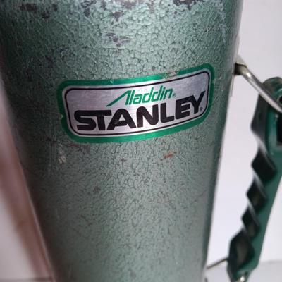 Vintage Aladdin Stanley Thermos - One Quart - A-944DH Vacuum bottle - COMPLETE!