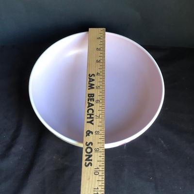 LOT 6K: Pfaltzgraff Cape May Soup / Cereal Bowls & Foxglove Lavender Serving Bowls