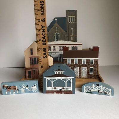 LOT 20K: Vintage The Cat's Meow Collection - New Jersey, Cape May