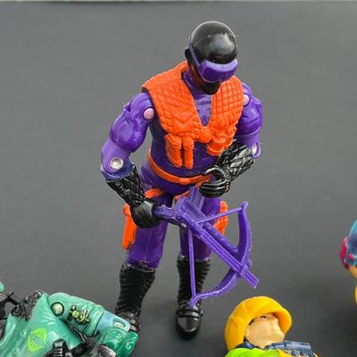 LOT 99G: Vintage Late 80s Early 90s G.I. Joe Action Figures