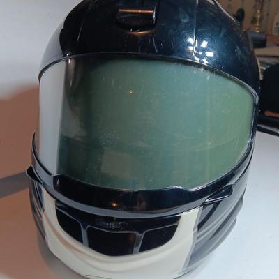 DOT Polaris Snow mobile Helmet - Wonderful condition! Size M 57-58 CM