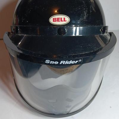 DOT 7.5 BELL HELMET With Sno shade - Snowmobile - BMX 3 Helmet
