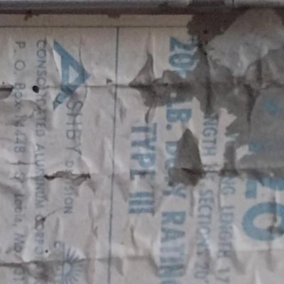 Aluminum Extension Ladder- 17 Feet