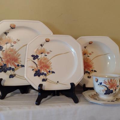 Mikasa Continental Ivory Dinnerware- Approx 71 Pieces