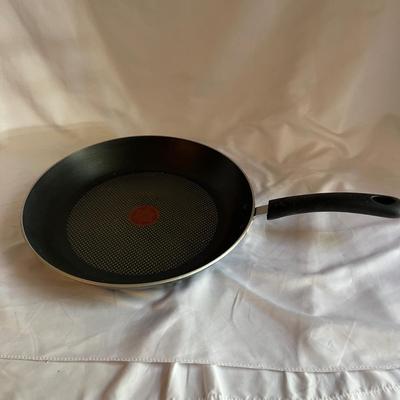 Calphalon Pans and More (K-MK)