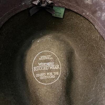 Menâ€™s Hats & Huge Ties Lot