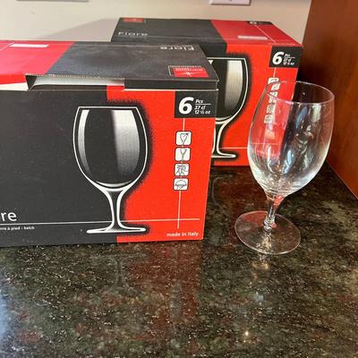12 New In Boxes Fiore Wine Glasses