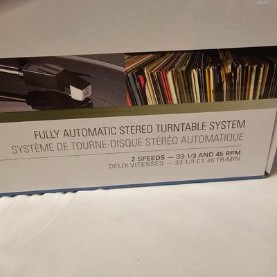 Audio-Technica Automatic Stereo Turntable System AT-LP60, NIB (LR-JS)