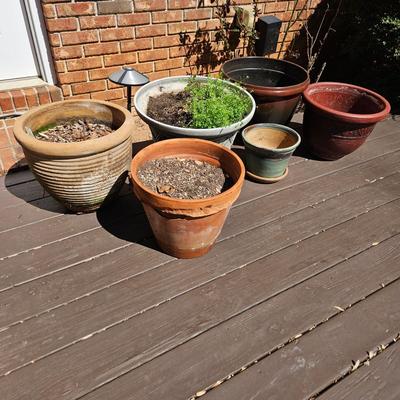 Assortment of Six Planters (BY-DW)