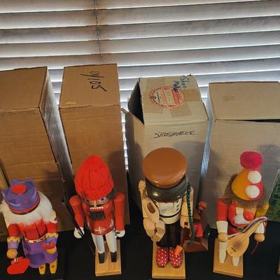 LOT OF 6 HAND CARVED WOOD NUTCRACKERS