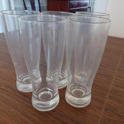 5 pilsner glasses