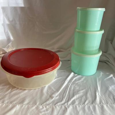 Pyrex, Anchor Hocking Plus More Baking Essentials (K-MK)