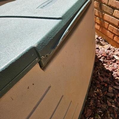 A Pair of Rubbermaid Outdoor Storage Cabinets (BY-DW)