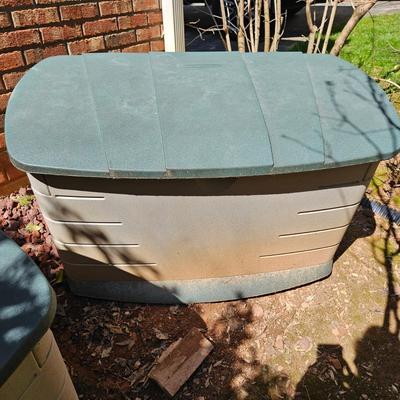 A Pair of Rubbermaid Outdoor Storage Cabinets (BY-DW)