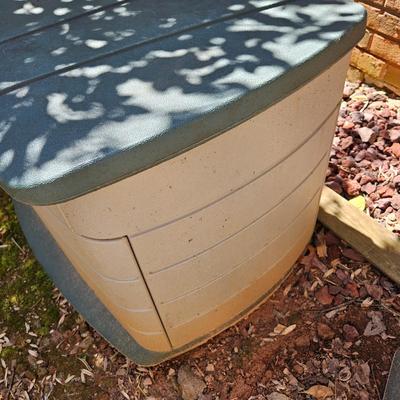 A Pair of Rubbermaid Outdoor Storage Cabinets (BY-DW)