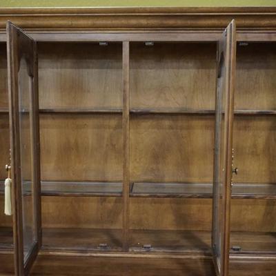 Temple Stuart Early American Furniture China Cabinet