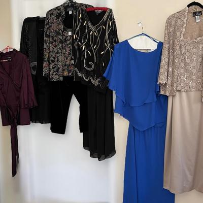 Womenâ€™s Eveningwear Size XL ~ XXL