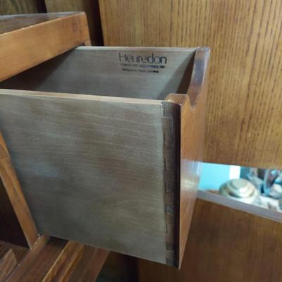 Henredon Solid Wood w/Veneer Overlay Entertainment Center (LR-JS)