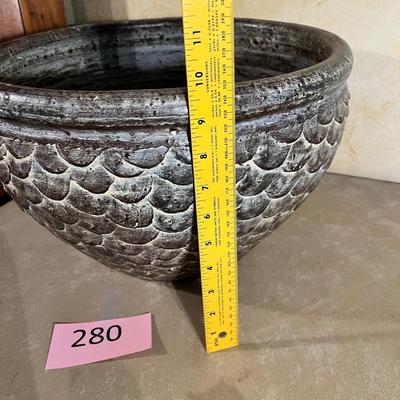 Large planter