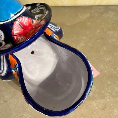 Talavera Siesta Figure Pot