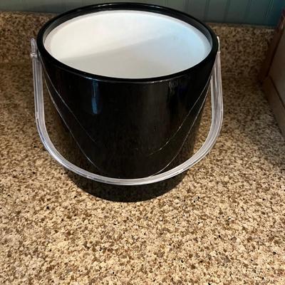 Yeti Insulated Cups and More (K-MK)